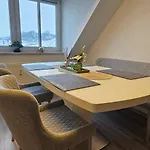 Helios Design - Altbau Dg Mit Lift&parkplatz - Elbe&altstadt - S-bahn Nach Dresden