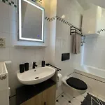 Helios Design - Altbau Dg Mit Lift&parkplatz - Elbe&altstadt - S-bahn Nach Dresden Apartment