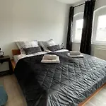 Apartment Helios Design - Altbau Dg Mit Lift&parkplatz - Elbe&altstadt - S-bahn Nach Dresden Meißen