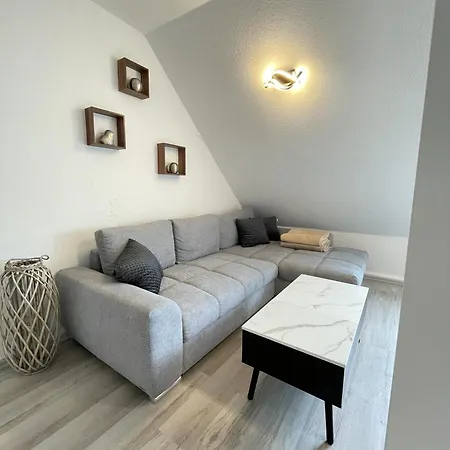 Helios Design - Altbau Dg Mit Lift & Parkplatz - Elbe & Altstadt - S-bahn Nach Dresden * Meißen