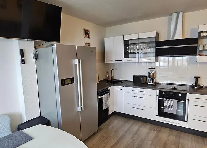 Helios Design - Altbau Dg Mit Lift & Parkplatz - Elbe & Altstadt - S-bahn Nach Dresden Lejlighed