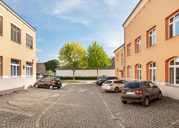 Helios Design - Altbau Dg Mit Lift & Parkplatz - Elbe & Altstadt - S-bahn Nach Dresden Lejlighed