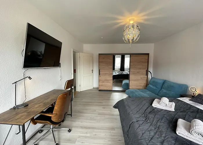 Helios Design - Altbau Dg Mit Lift & Parkplatz - Elbe & Altstadt - S-bahn Nach Dresden Lejlighed *